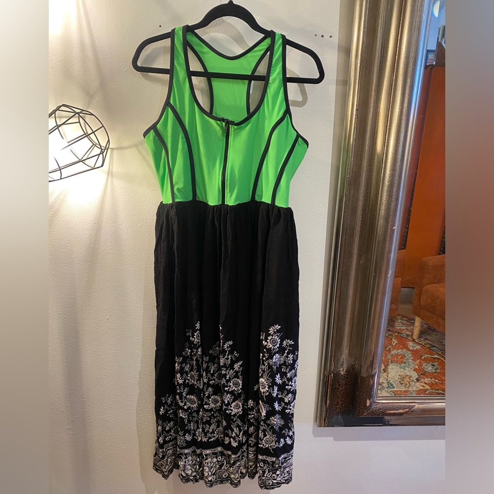 Green and Black Swim top Sleeveless Floral Hem crepe Dress